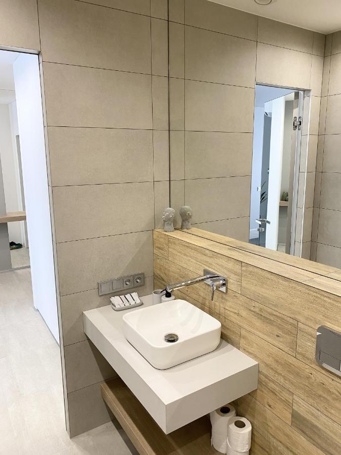 Caсtus Apartments 1 イヴァーノ＝フランキーウシク エクステリア 写真