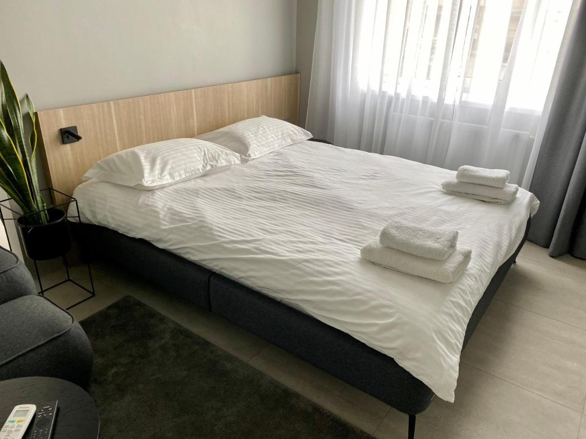 Caсtus Apartments 1 イヴァーノ＝フランキーウシク エクステリア 写真